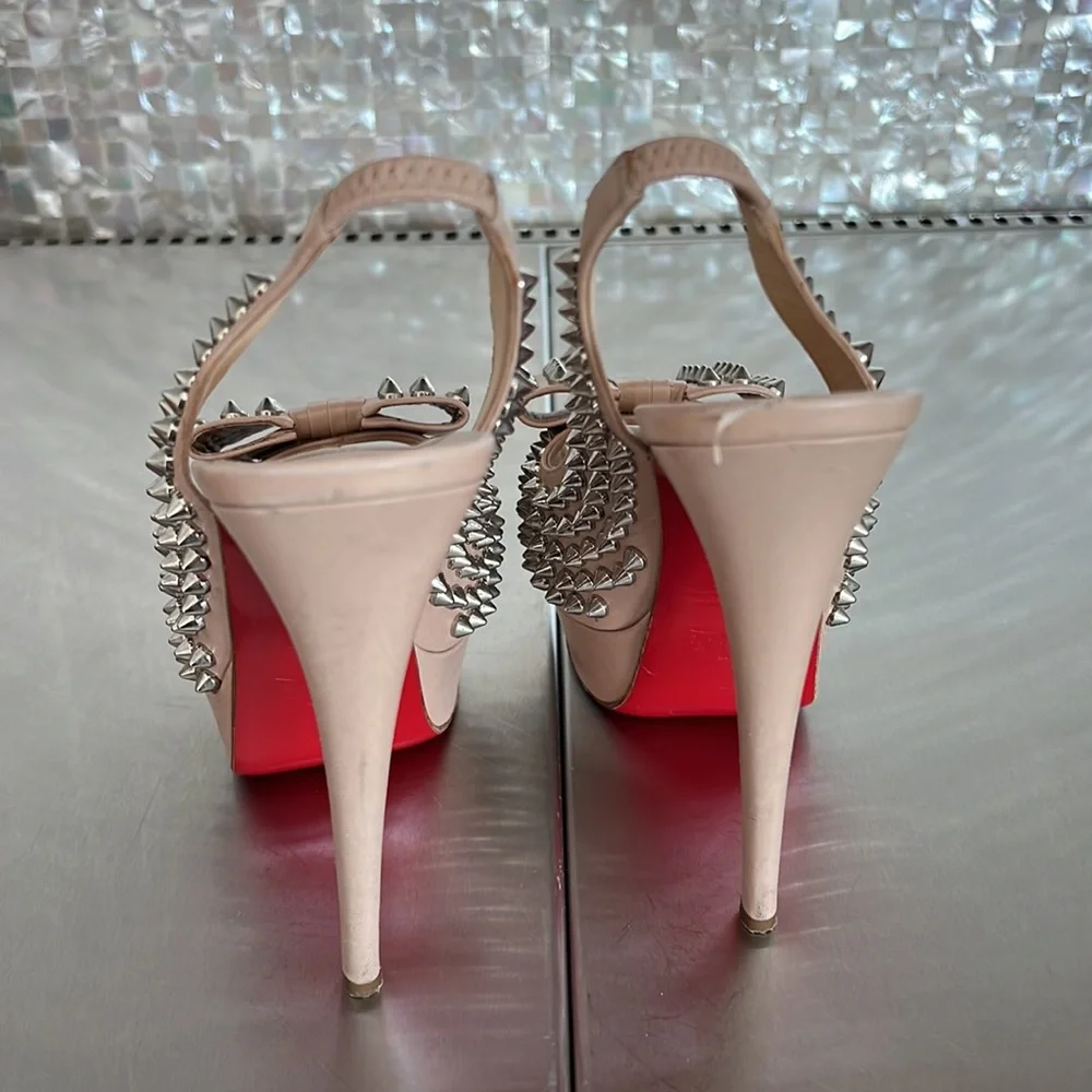 Christian Louboutin Clou Noud 6.5 - Picture 2 of 5